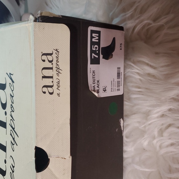 A.N.A women’s Dutch stacked heel booties. NWT - Picture 6 of 6